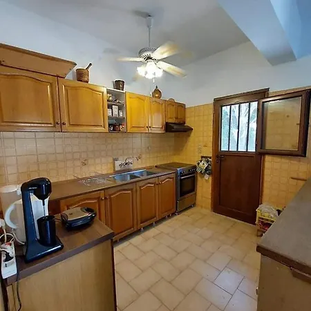 Dimitrios Дом отдыха *